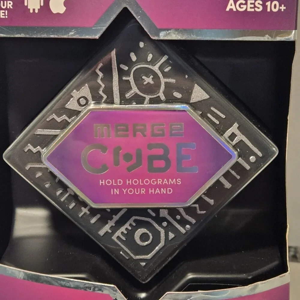 MERGE CUBE - FUN & EDUCATIONAL AUGMENTED REALITY STEM TOY FOR KIDS, LEARNING NEW